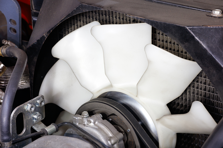 utojunkerA Bad Radiator Fan Might be The Reason Your Car is Overheating